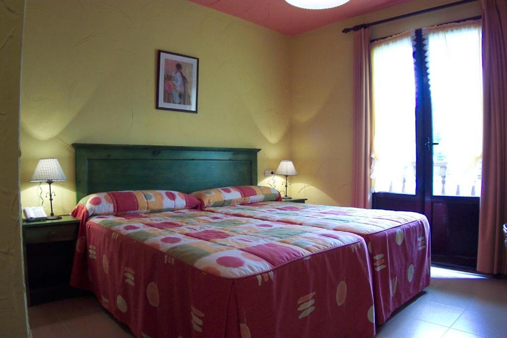 Conjunto Hotelero La Pasera Soto De Cangas Phòng bức ảnh